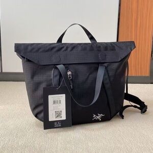 Dinosaur Bird Outdoor Black Tote Bag